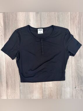 Gymshark Black Snap-Front Short Sleeve Crop Top